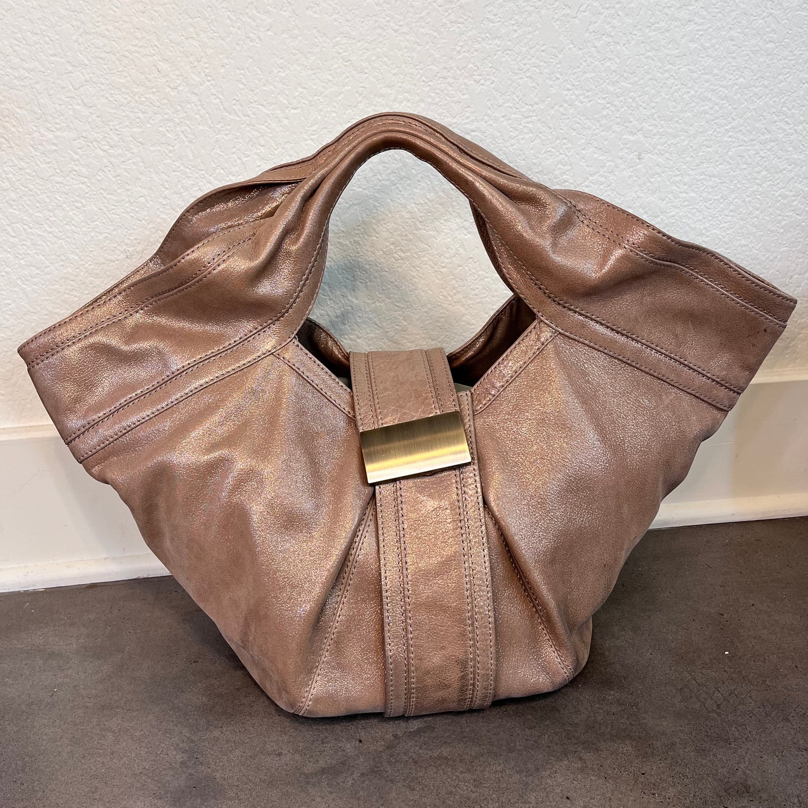 Kooba Cameron Tan Shimmer Genuine Leather Vintage Purse Womens Shoulder Bag